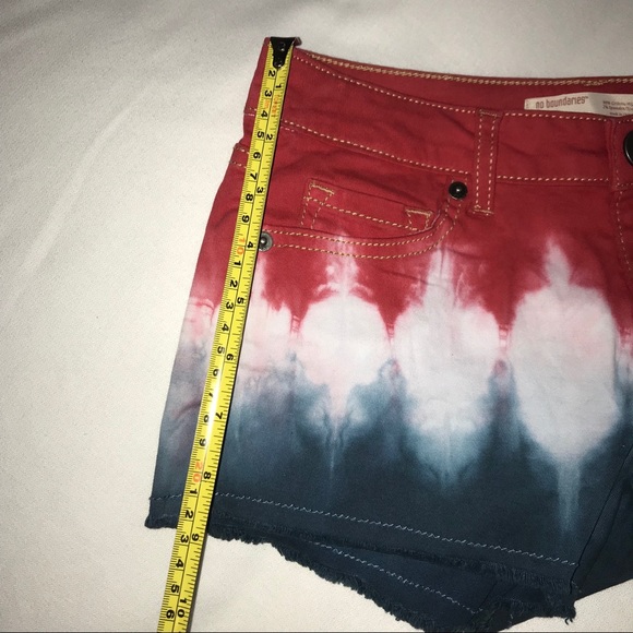 Sold 🇺🇸4th of July Tie Dye Jean Denim Shorts⭐️ - Picture 4 of 7